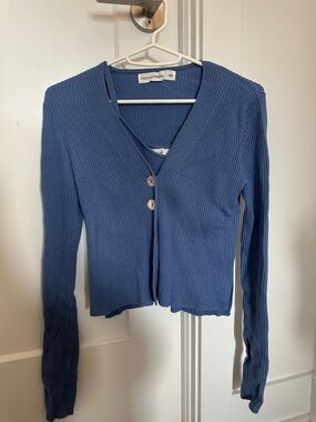 FantasySkins Blue Ribbed V-Neck Button-Front Sweater